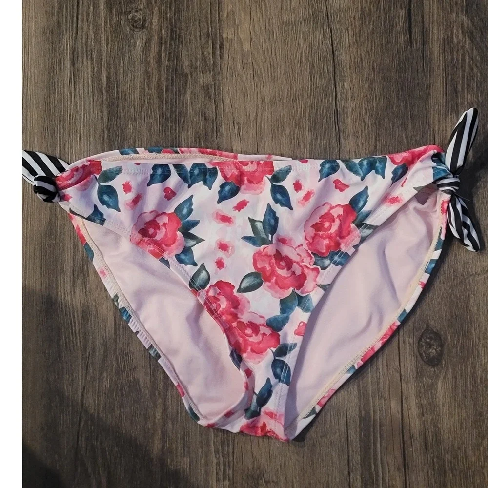 Juicy Couture Black Label Floral Rose Bikini Bottoms Side Tie Striped‎ Bows Pink